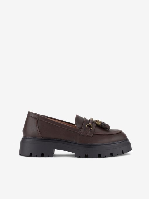 SAPATO LOAFER COM BERLOQUES