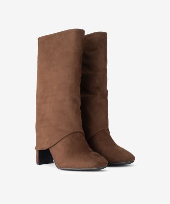 Alternative view of BOTA ACAMURÇADA DE TACÃO