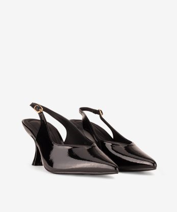 Alternative view of SAPATO PUMP DE SALTO SLING BACK EM VERNIZ COM FORMA PONTIAGUDA