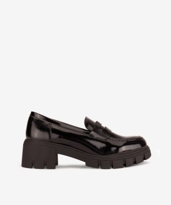 SAPATO SLIP-ON COM SOLA CHUNKY