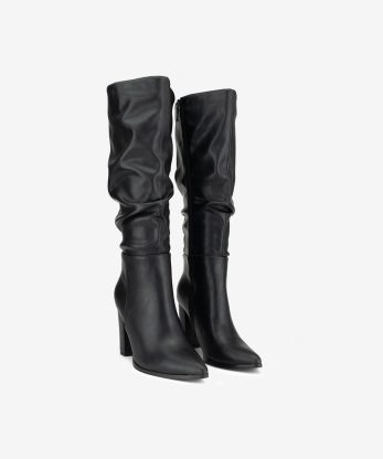 Alternative view of BOTA EFEITO PELE DE CANO ALTO