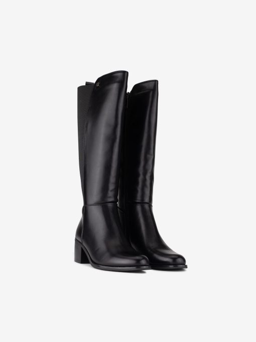 BOTA ALTA DE TACÃO COM PEÇA ELÁSTICA ATRÁS E FECHO INTERIOR - Image 2