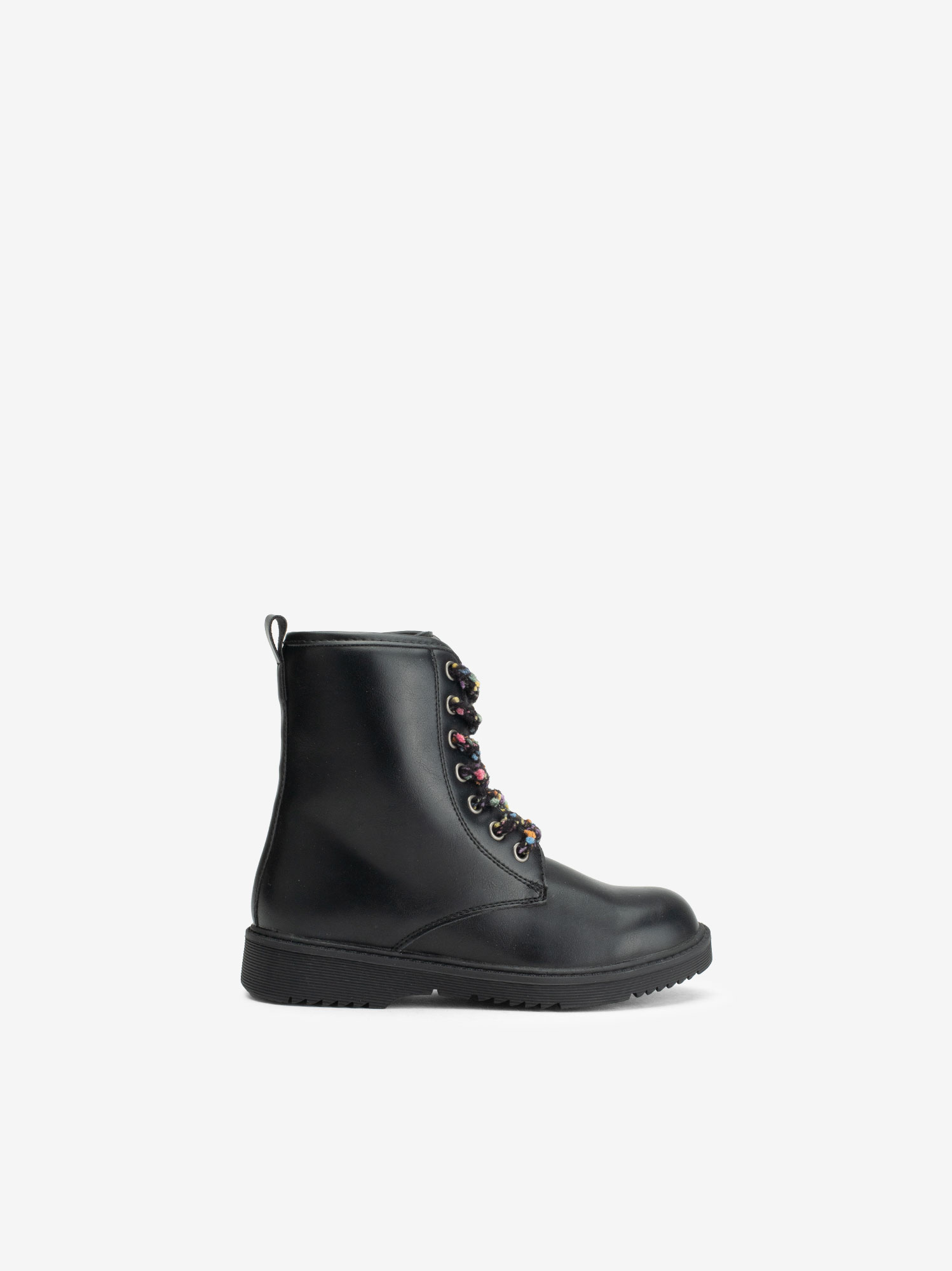 BOTA ESTILO MILITAR POLIDA
