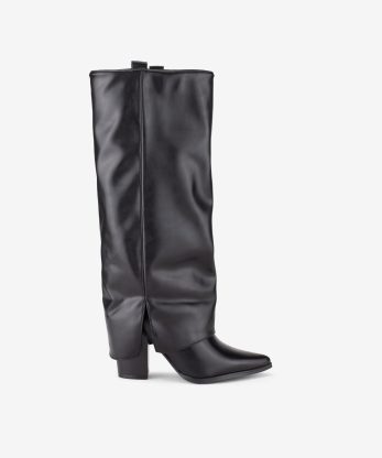 BOTA ALTA COM POLAINA DE TACÃO COM FORMA PONTIAGUDA
