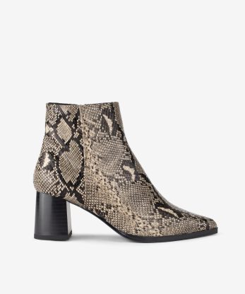 BOTIM ANIMAL PRINT SNAKE DE TACÃO COM FORMA PONTIAGUDA