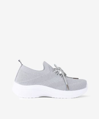 SAPATILHA EM MESH DE SLIP ON