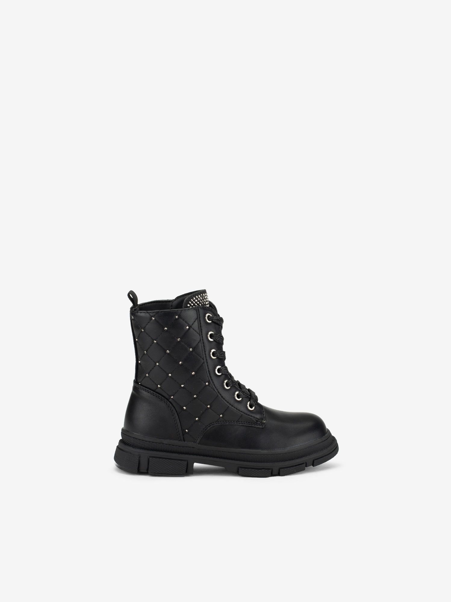 BOTA ESTILO MILITAR COM TACHAS