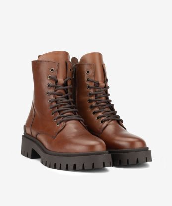 Alternative view of BOTIM ESTILO MILITAR EM PELE