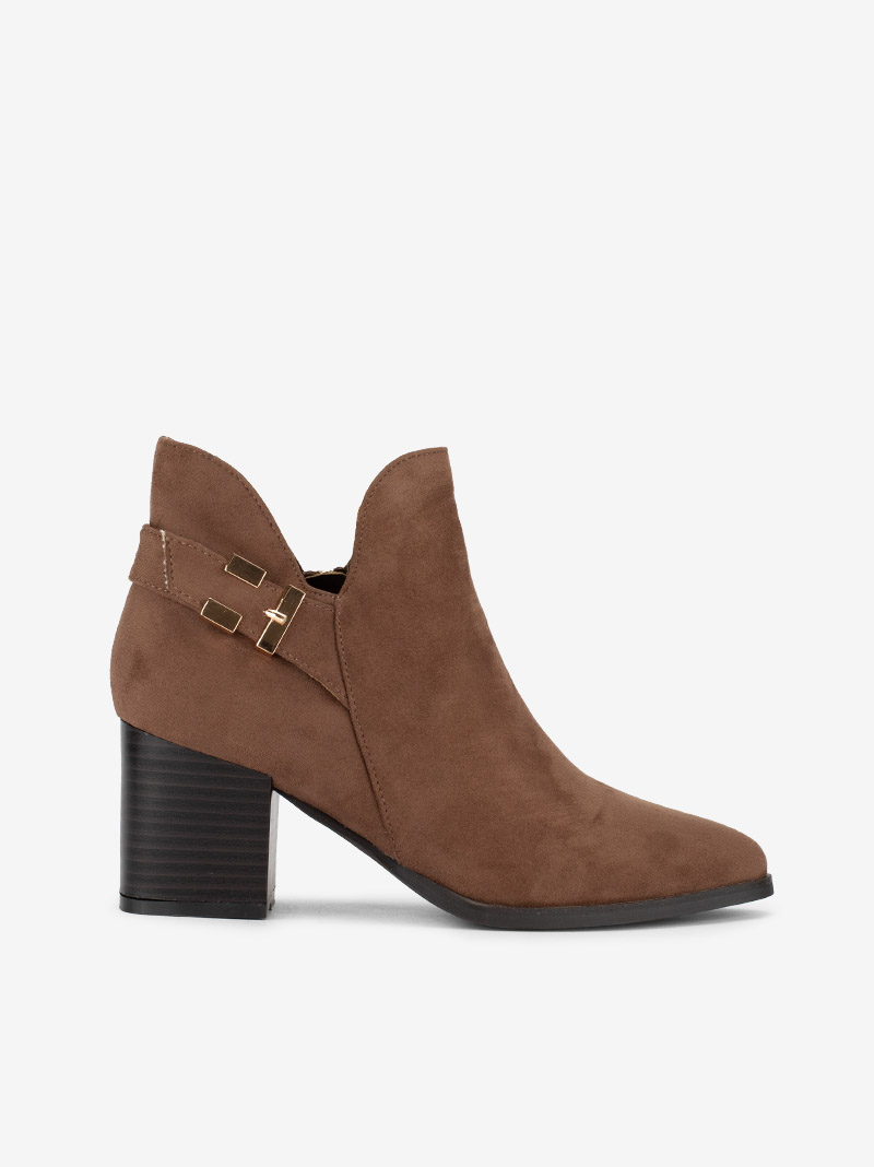 BOTIM DE TACÃO DE FORMA PONTIAGUDA COM FIVELA METÁLICA - Image 3