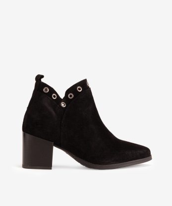 BOTIM ANKLE COM DETALHES METÁLICOS