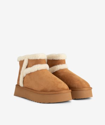 Alternative view of BOTIM COM PELO SINTÉTICO