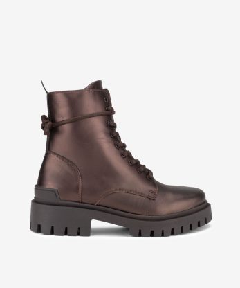 BOTA ESTILO MILITAR EM PELE