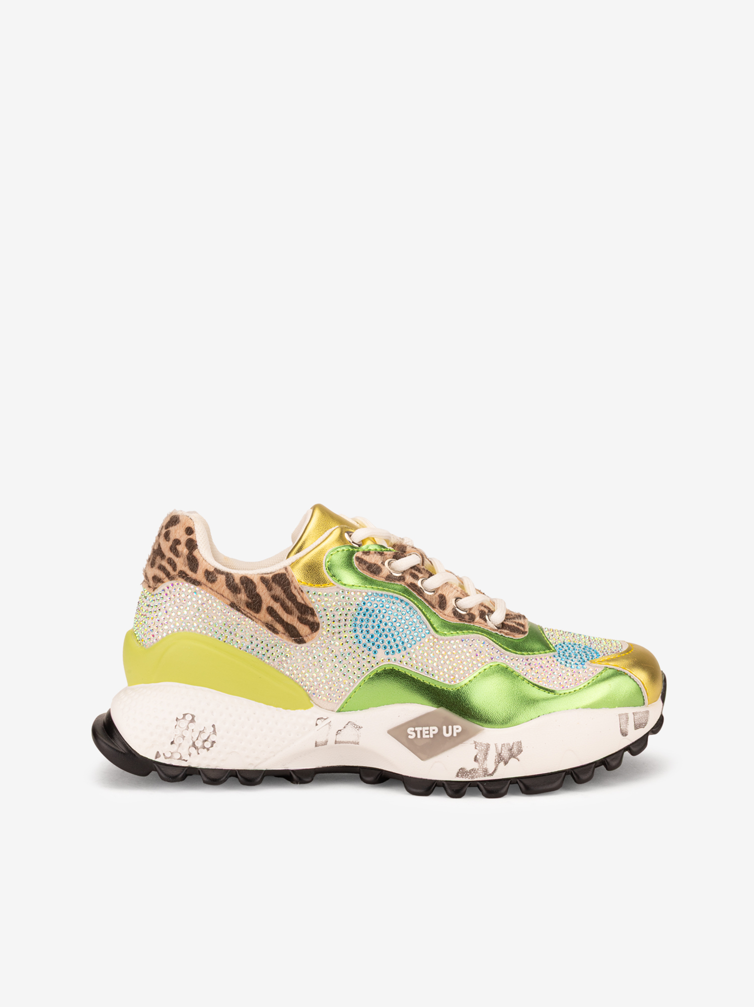 SAPATILHA MULTIPEÇA COM CRISTAIS