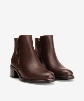 Alternative view of BOTIM DE TACÃO COM FECHO