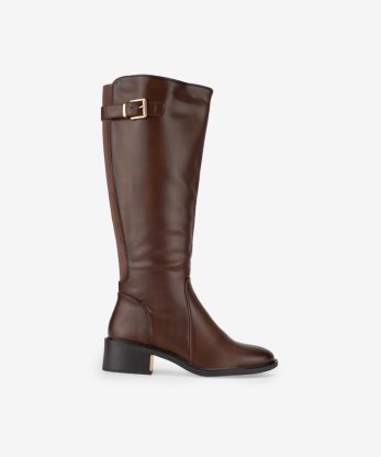 Alternative view of BOTA ALTA DE FIVELA COM DETALHE METÁLICO NO TACÃO