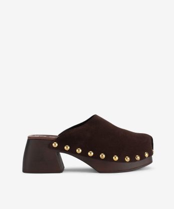 SOCA EM CROUTE CAMURÇA COM TACHAS