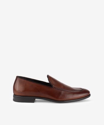 SAPATO LOAFER EM PELE