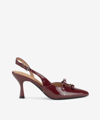 SAPATO SLING BACK EM VERNIZ