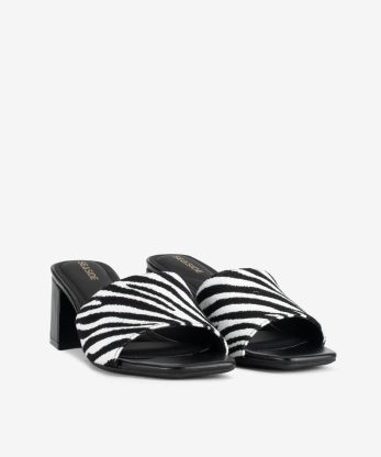 Alternative view of SANDÁLIA MULE ESTAMPADA