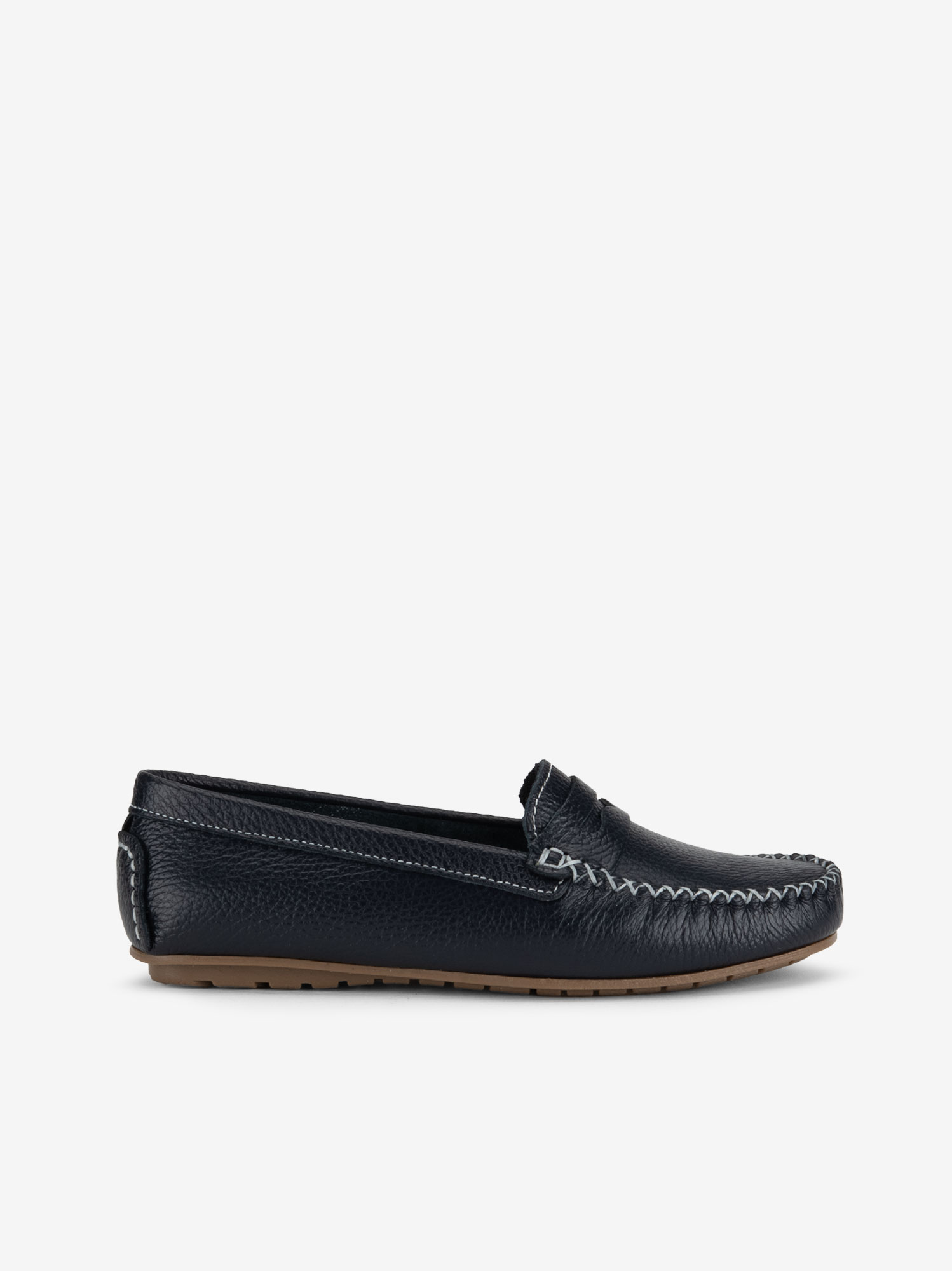 SAPATO MOCASSIN EM PELE COM COSTURA MANUAL