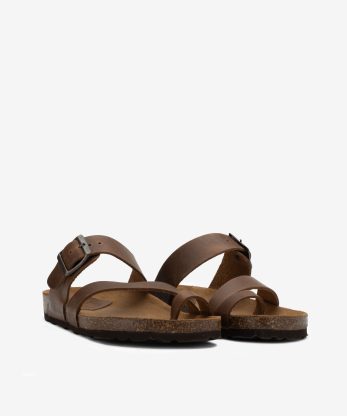 Alternative view of CHINELO DE DEDO EM PELE