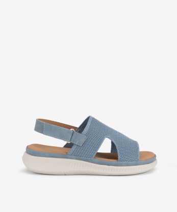 SANDÁLIA EM MESH COM TIRA DE VELCRO