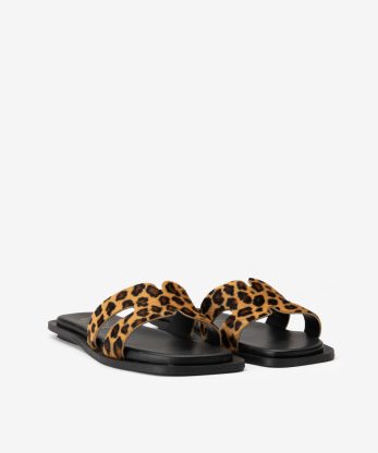 Alternative view of CHINELO FLAT EM PELE ESTAMPADA