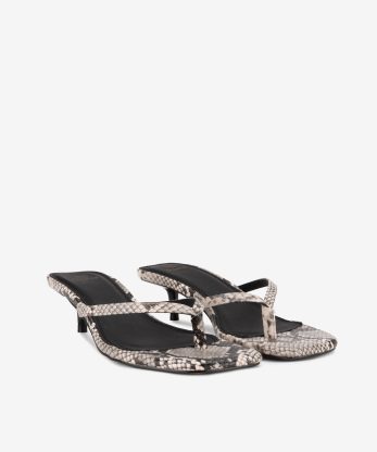Alternative view of SANDÁLIA MULE DE DEDO ESTAMPADA