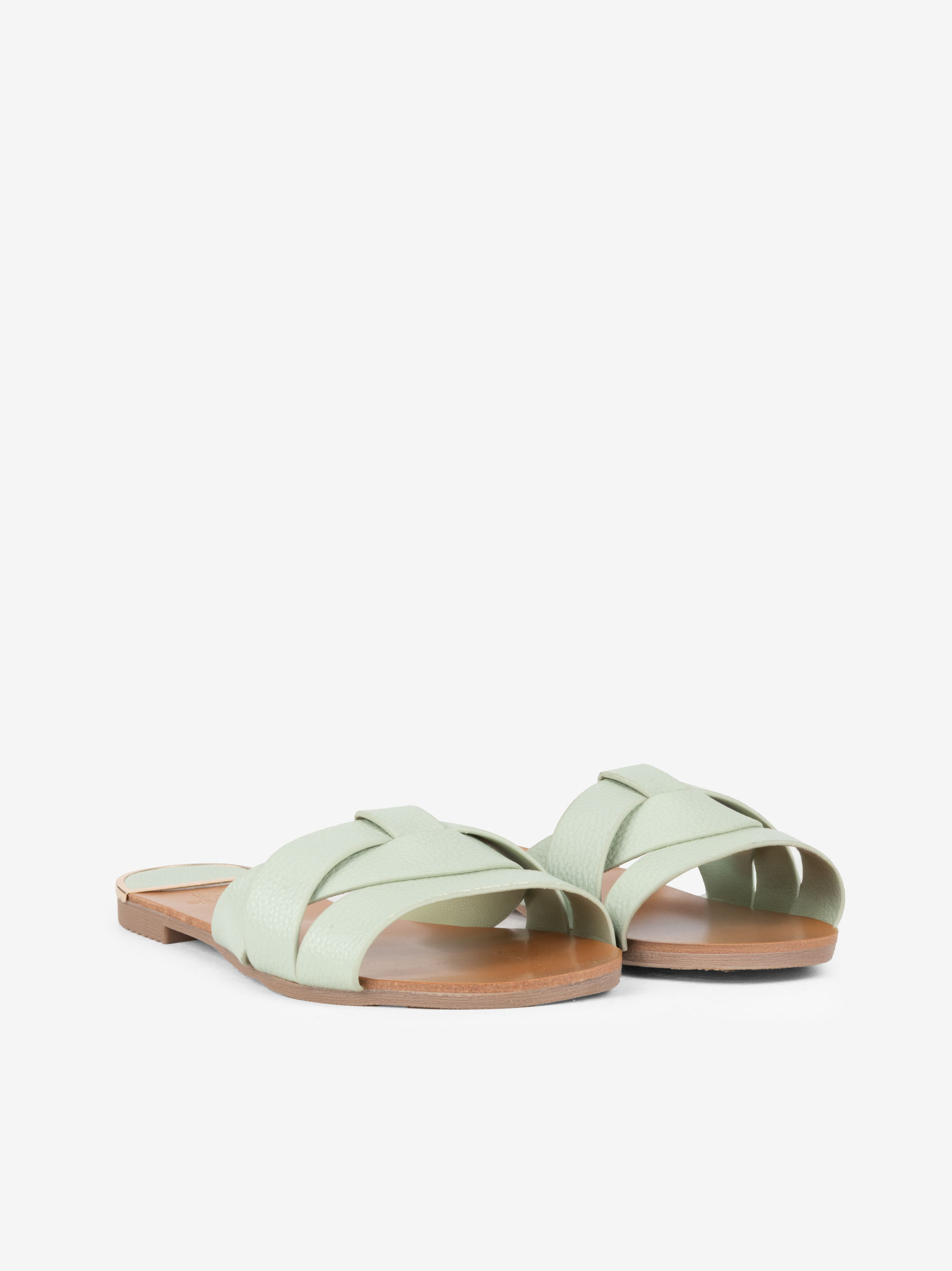SANDÁLIA RASA COM TIRAS CRUZADAS ESTAMPADAS - Image 31