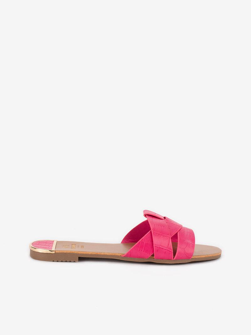 SANDÁLIA RASA COM TIRAS CRUZADAS ESTAMPADAS - Image 14