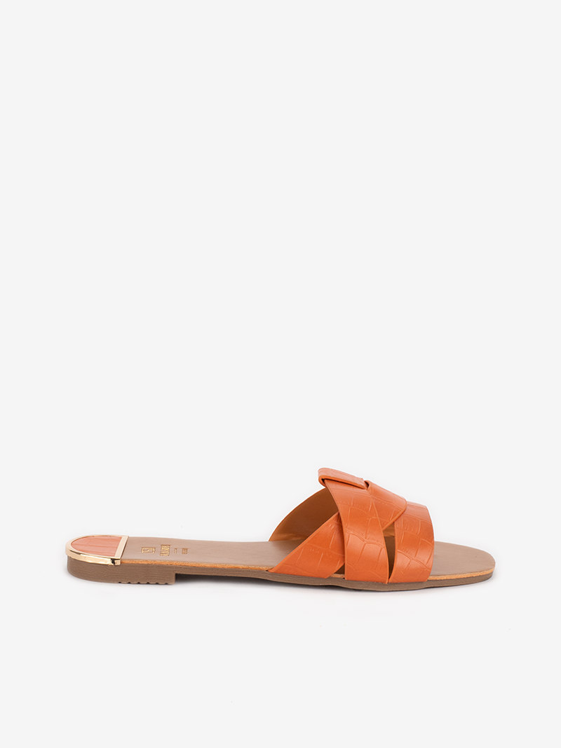 SANDÁLIA RASA COM TIRAS CRUZADAS ESTAMPADAS - Image 17