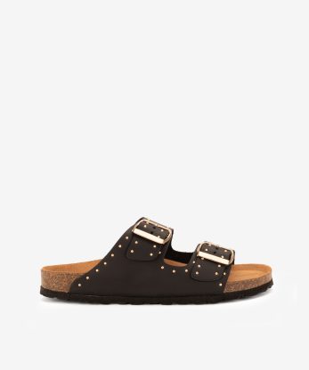 CHINELO DE DUPLA FIVELA EM PELE VINTAGE DECORADA COM MICRO TACHAS METÁLICAS COM PALMILHA BIO