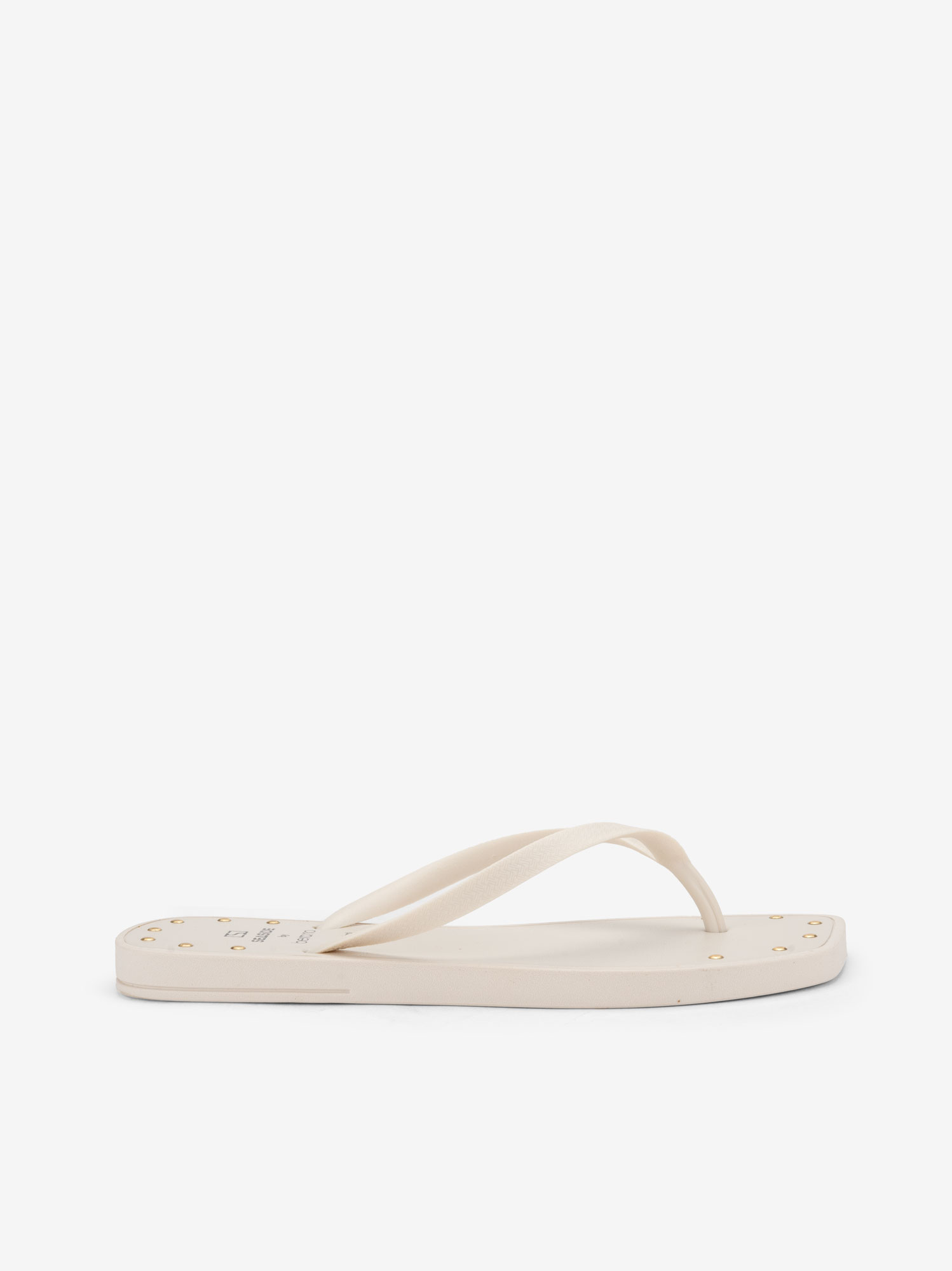 CHINELO DE DEDO COM TACHAS