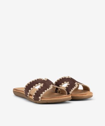 Alternative view of CHINELO COM DETALHES BORDADOS